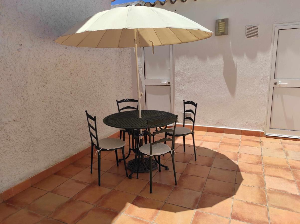 הוילה סהרה דה לוס אטונס Casa La Gaviota En El Centro De Zahara מראה חיצוני תמונה
