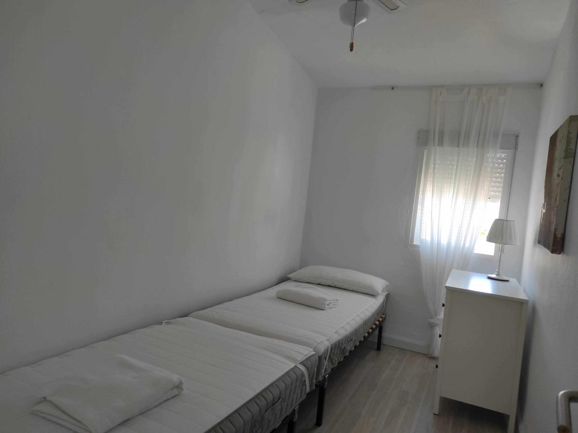 הוילה סהרה דה לוס אטונס Casa La Gaviota En El Centro De Zahara מראה חיצוני תמונה